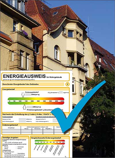 Collage: Im Vordergrund ist ein Energieausweis eines Gebäudes abgebildet, im Hintergrund ein Mehrfamilienhaus mit historischer Fassade. 