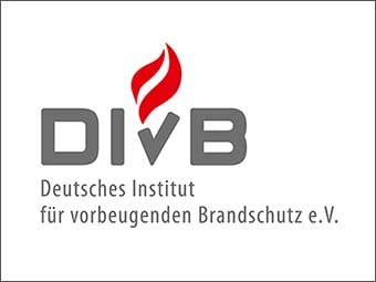 Logo: Schriftzug „DIvB“ in grauen Großbuchstaben mit einer stilisierten roten Flamme über dem „v“. Darunter in kleineren grauen Buchstaben der Text „Deutsches Institut für vorbeugenden Brandschutz e.V.“. 