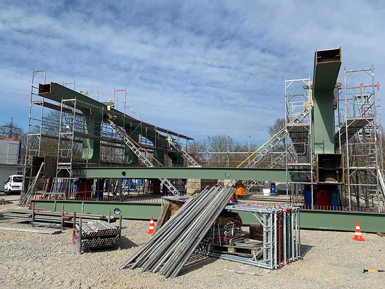 Stahl schlägt Brücke in die Zukunft: Ersatzneubau der Straßenbrücke Hennigsdorf 